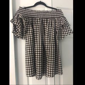 NWOT - Gingham Off-shoulder top